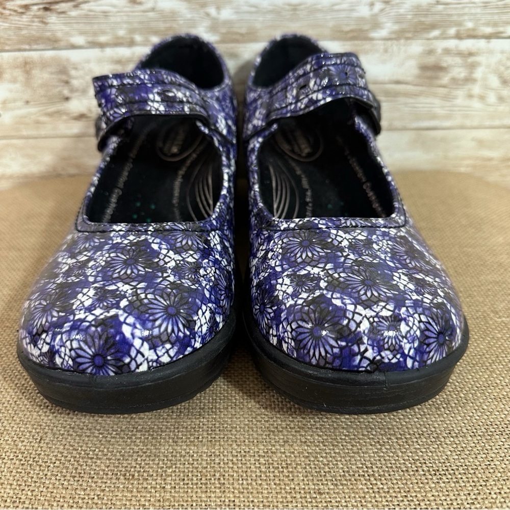 Easy Works By Easy Street- Sketchers- Blue Mosaic Mary Jane Work Shoe- Size 8 - Picture 3 of 9